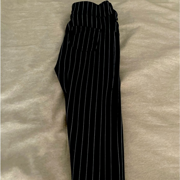 Black and white stripped leggings/ formal bottoms with gold zippers Almost new - Picture 1 of 3